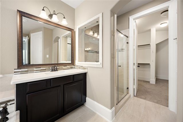 13811 Lake Conner Lane, Houston, TX 77044