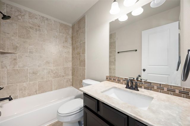 13811 Lake Conner Lane, Houston, TX 77044