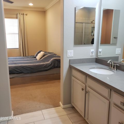 2477 W MARKET Place 11, Chandler, AZ 85248