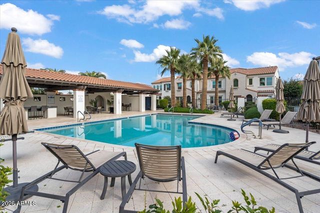 2477 W MARKET Place 11, Chandler, AZ 85248