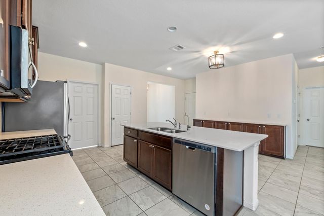 405 Little Draw LN, Leander, TX 78641