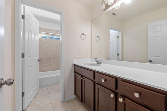 405 Little Draw LN, Leander, TX 78641