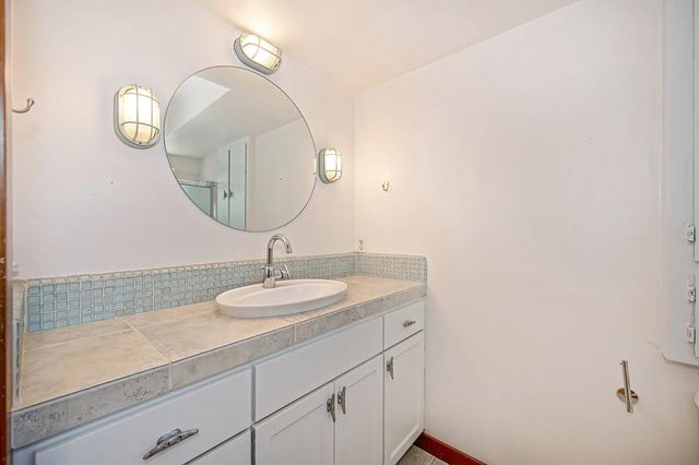 6645 Garden Hwy, Sacramento, CA 95837