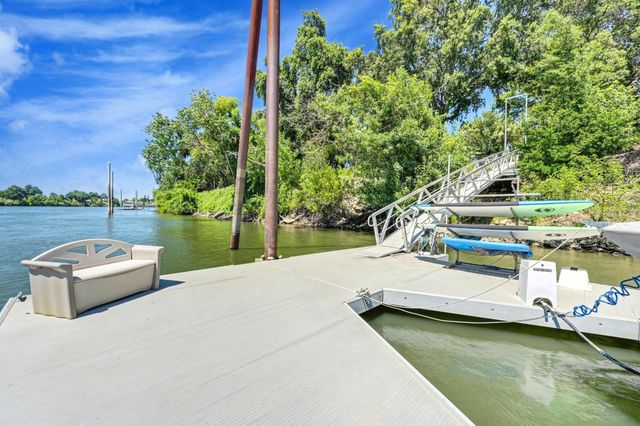 6645 Garden Hwy, Sacramento, CA 95837