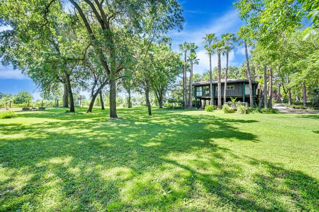 6645 Garden Hwy, Sacramento, CA 95837