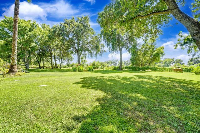 6645 Garden Hwy, Sacramento, CA 95837