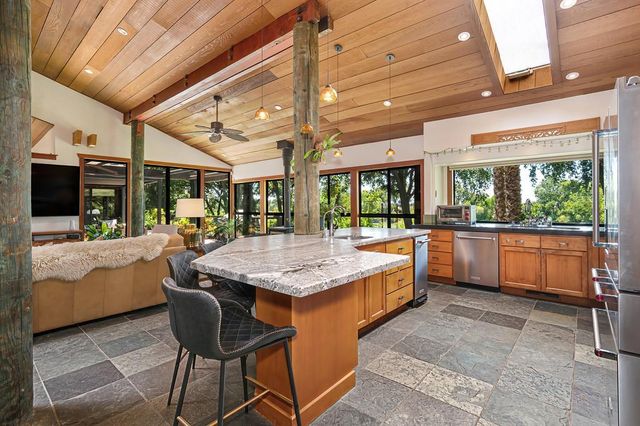 6645 Garden Hwy, Sacramento, CA 95837
