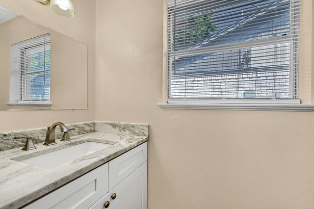 2606 Bennett Avenue, Sherman, TX 75090