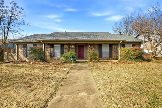 2606 Bennett Avenue, Sherman, TX 75090