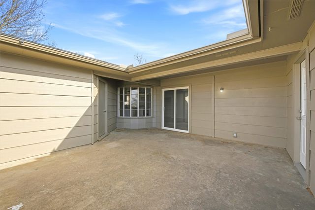 2606 Bennett Avenue, Sherman, TX 75090