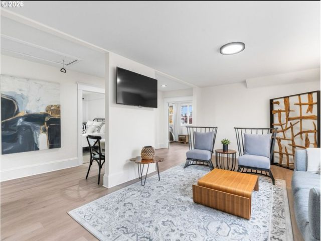 3415 Ne 41ST Ave, Portland, OR 97212