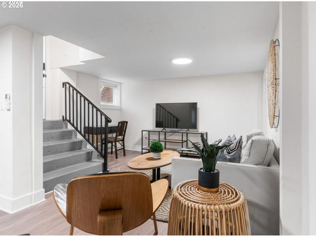 3415 Ne 41ST Ave, Portland, OR 97212