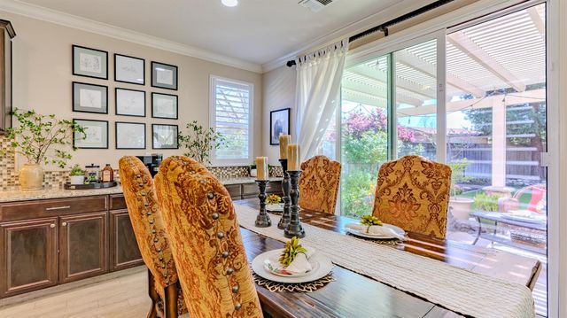 2848 Westport Cir, Oakdale, CA 95361