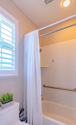 2848 Westport Cir, Oakdale, CA 95361