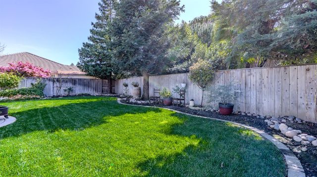 2848 Westport Cir, Oakdale, CA 95361