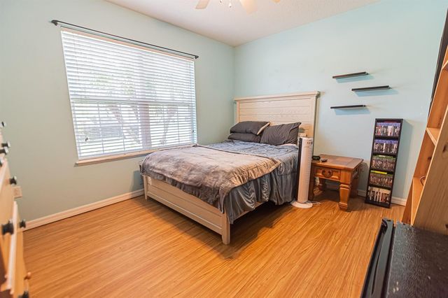 5367 NW Wisk Fern Circle, Port St. Lucie, FL 34986