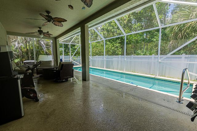 5367 NW Wisk Fern Circle, Port St. Lucie, FL 34986