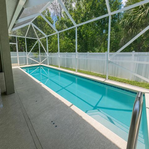 5367 NW Wisk Fern Circle, Port St. Lucie, FL 34986