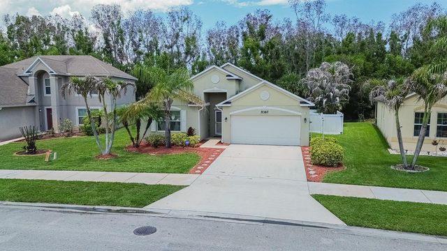 5367 NW Wisk Fern Circle, Port St. Lucie, FL 34986