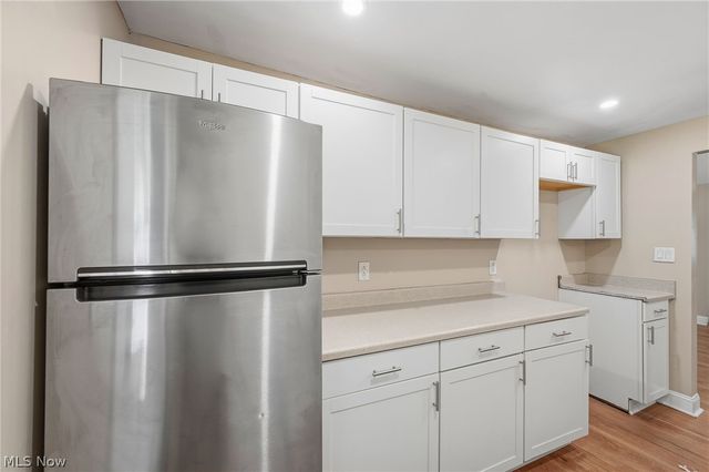 815 E Cassell Avenue, Barberton, OH 44203