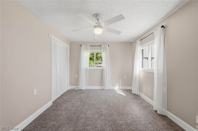 815 E Cassell Avenue, Barberton, OH 44203
