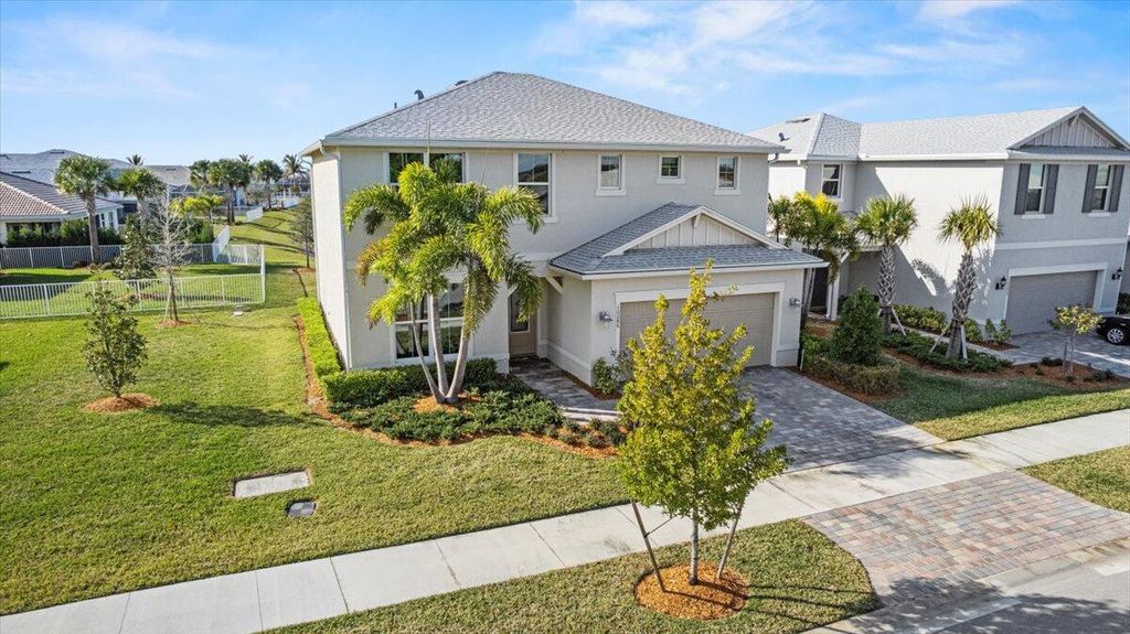 10286 SW Captiva Drive, Port St. Lucie, FL 34987