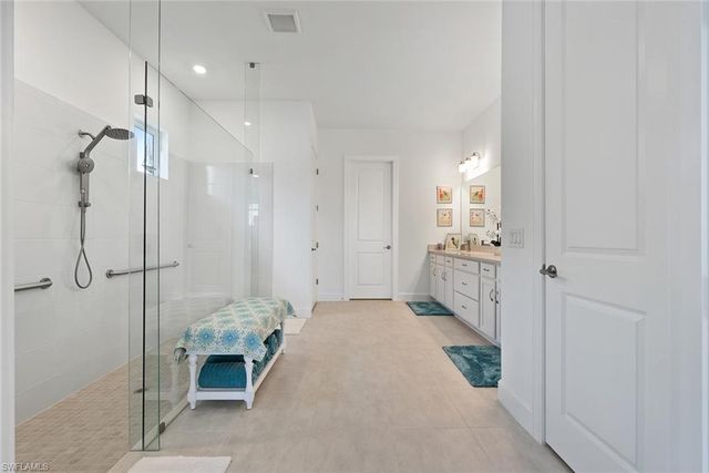 15745 Cortina ST, Naples, FL 34114