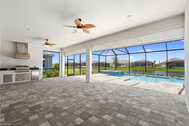 15745 Cortina ST, Naples, FL 34114