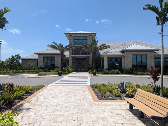 15745 Cortina ST, Naples, FL 34114