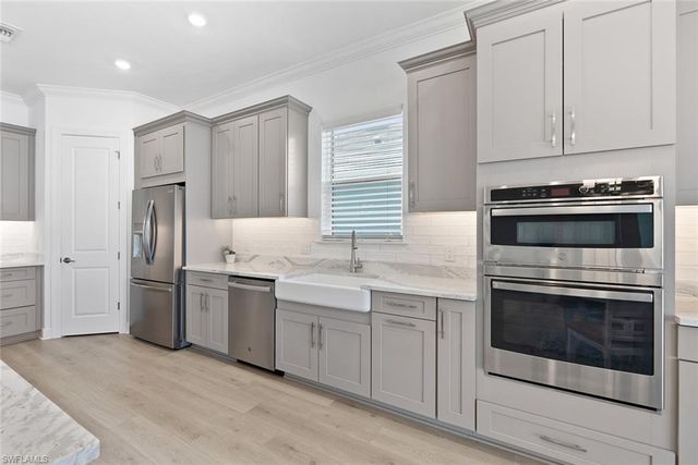 15745 Cortina ST, Naples, FL 34114