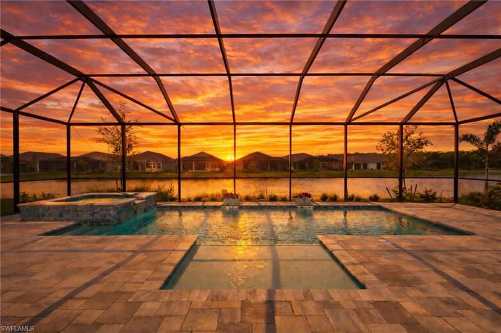 15745 Cortina ST, Naples, FL 34114