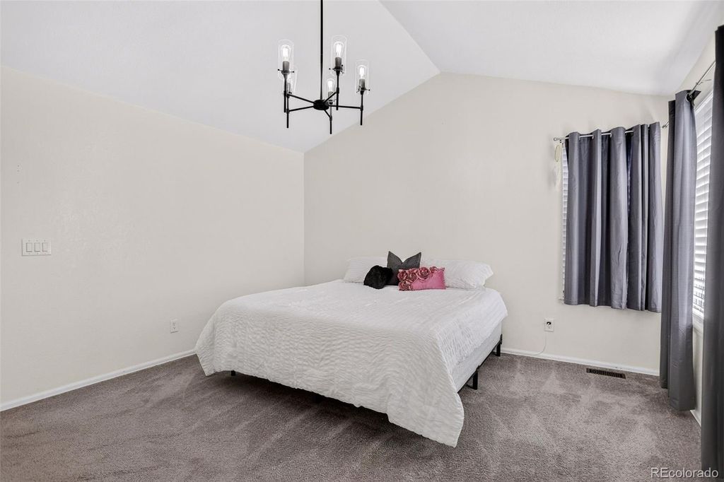 Image 20 of property listing at 10026 Westside Circle, Littleton, CO 80125