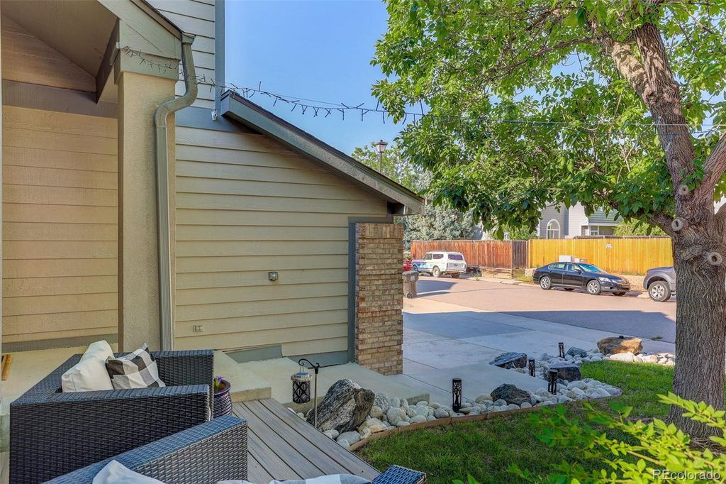 Image 47 of property listing at 10026 Westside Circle, Littleton, CO 80125
