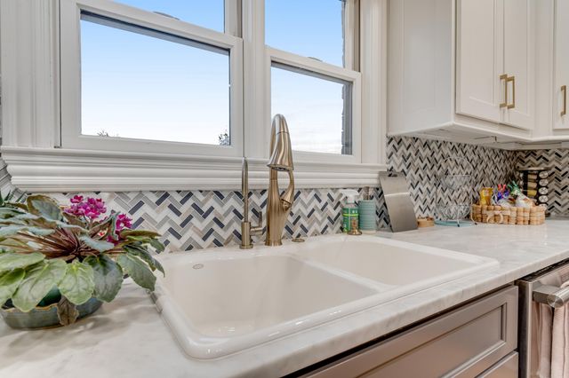 6933 River Run Drive, Chattanooga, TN 37416