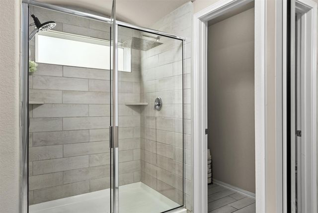 2214 Sand Lily Drive, Texas City, TX 77568