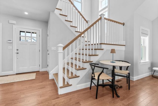 24 Cobblestone Circle, Mashpee, MA 02649