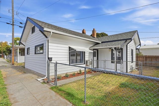 1712 N Walnut St, Spokane, WA 99205 property photo