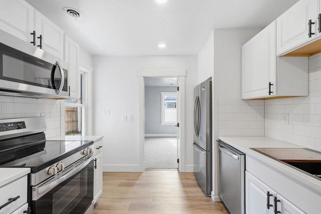 1712 N Walnut St, Spokane, WA 99205
