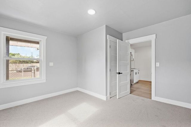 1712 N Walnut St, Spokane, WA 99205