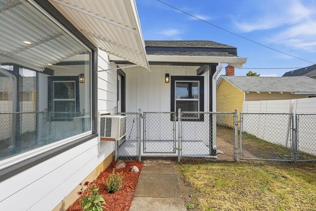 1712 N Walnut St, Spokane, WA 99205