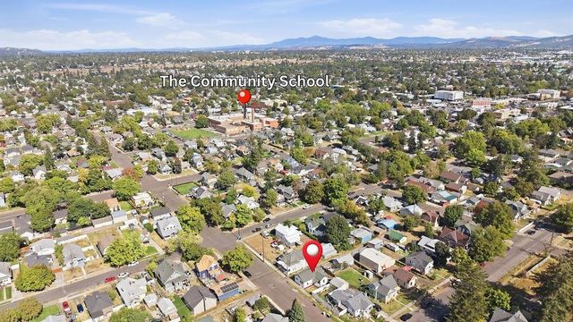 1712 N Walnut St, Spokane, WA 99205