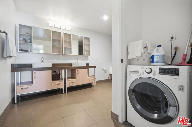 1234 Wilshire Boulevard 421, Los Angeles, CA 90017