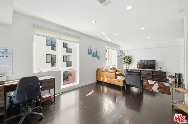 1234 Wilshire Boulevard 421, Los Angeles, CA 90017