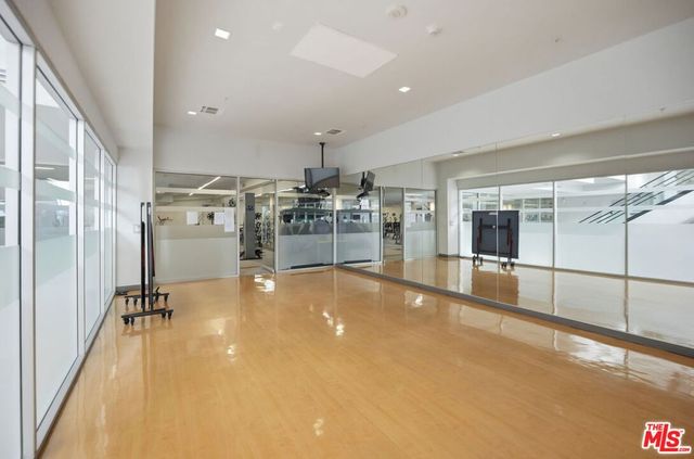 1234 Wilshire Boulevard 421, Los Angeles, CA 90017