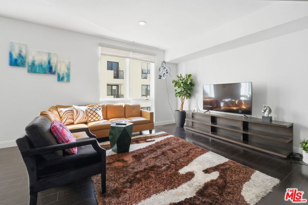 1234 Wilshire Boulevard 421, Los Angeles, CA 90017