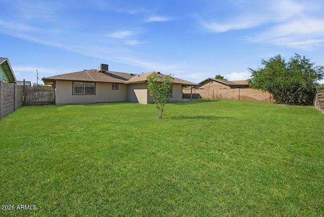 5607 N 73RD Avenue, Glendale, AZ 85303