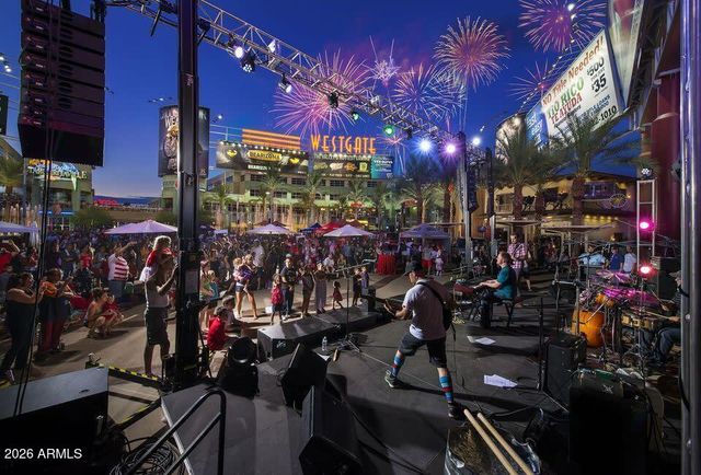 5607 N 73RD Avenue, Glendale, AZ 85303