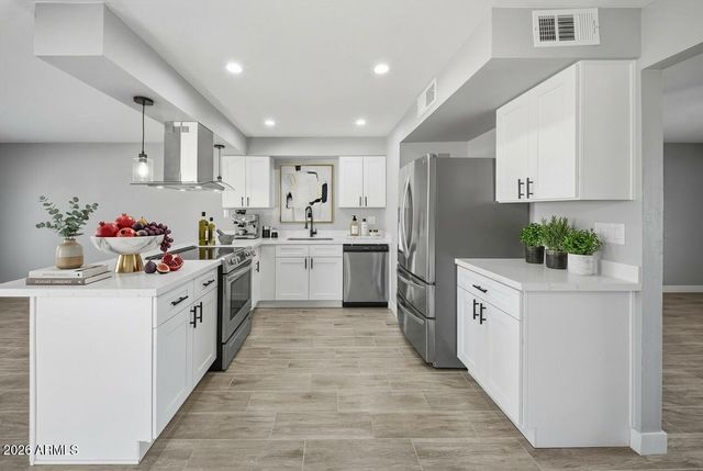 5607 N 73RD Avenue, Glendale, AZ 85303