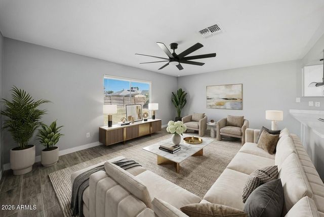 5607 N 73RD Avenue, Glendale, AZ 85303