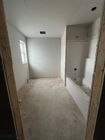 1201 Westwood Circle A, Belgrade, MT 59714